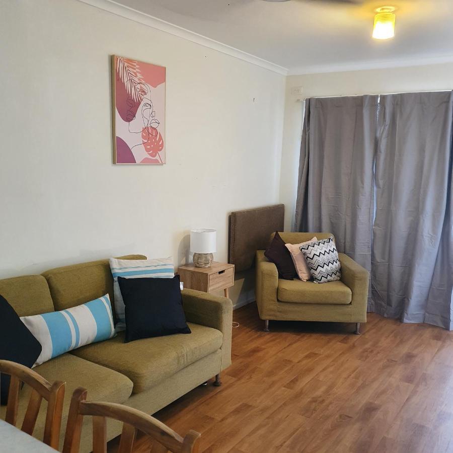 Bargara Motor Inn - Pet Friendly Luaran gambar