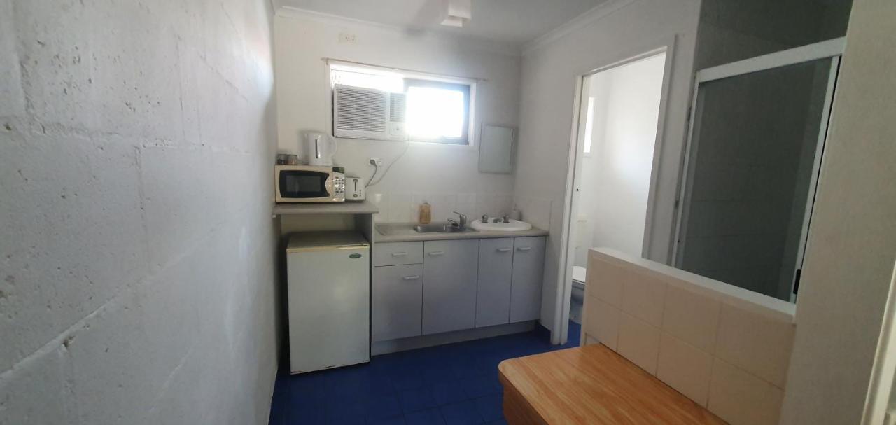 Bargara Motor Inn - Pet Friendly Luaran gambar