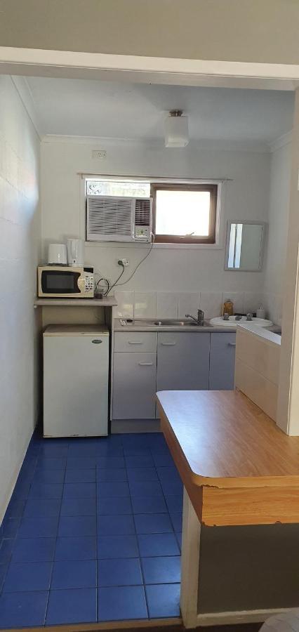 Bargara Motor Inn - Pet Friendly Luaran gambar
