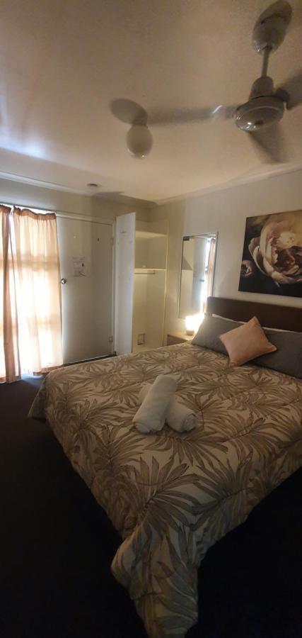 Bargara Motor Inn - Pet Friendly Luaran gambar