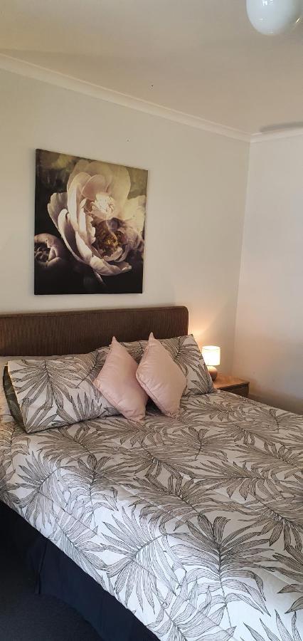 Bargara Motor Inn - Pet Friendly Luaran gambar